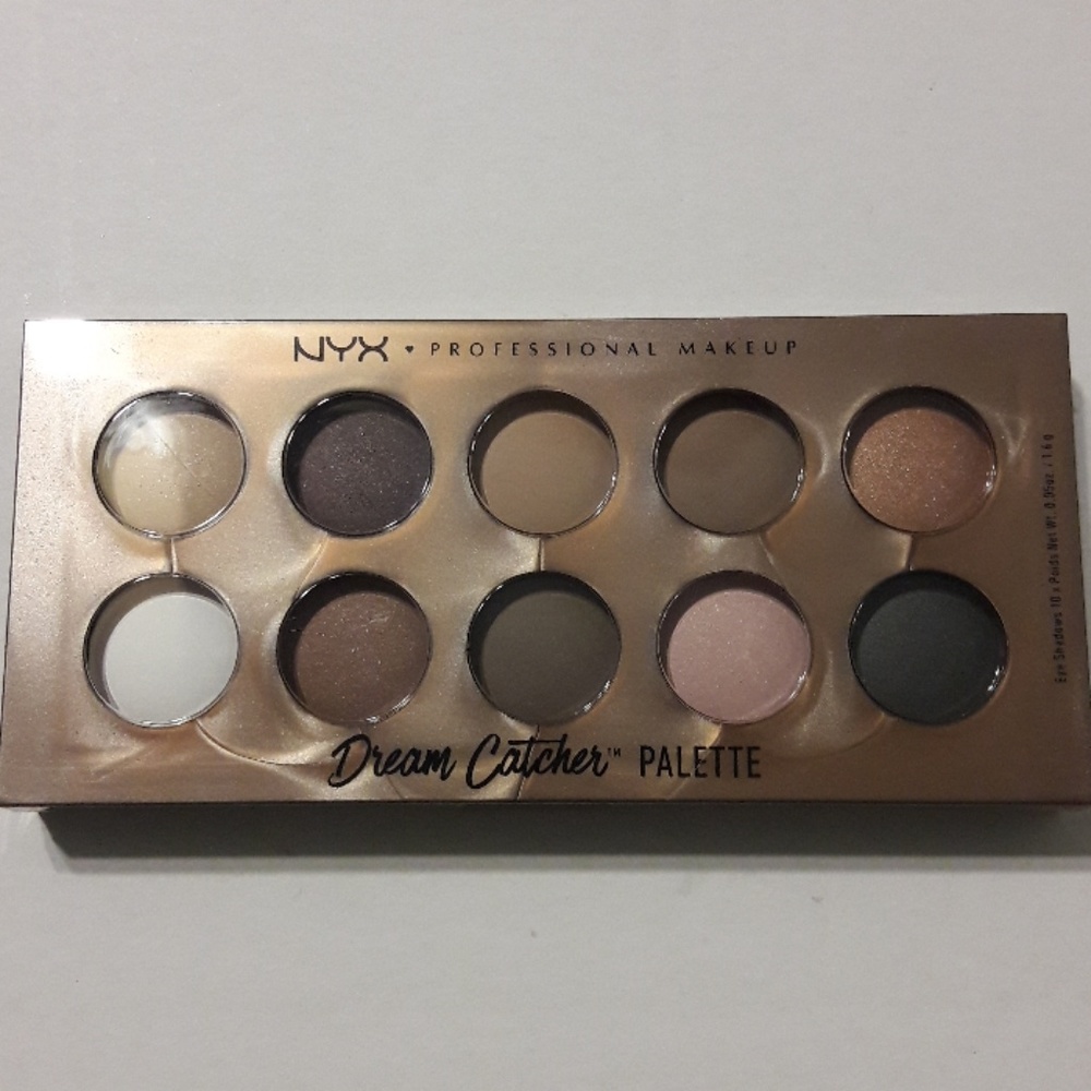 COPY - NYX Dream Catcher Eye Shadow Palette